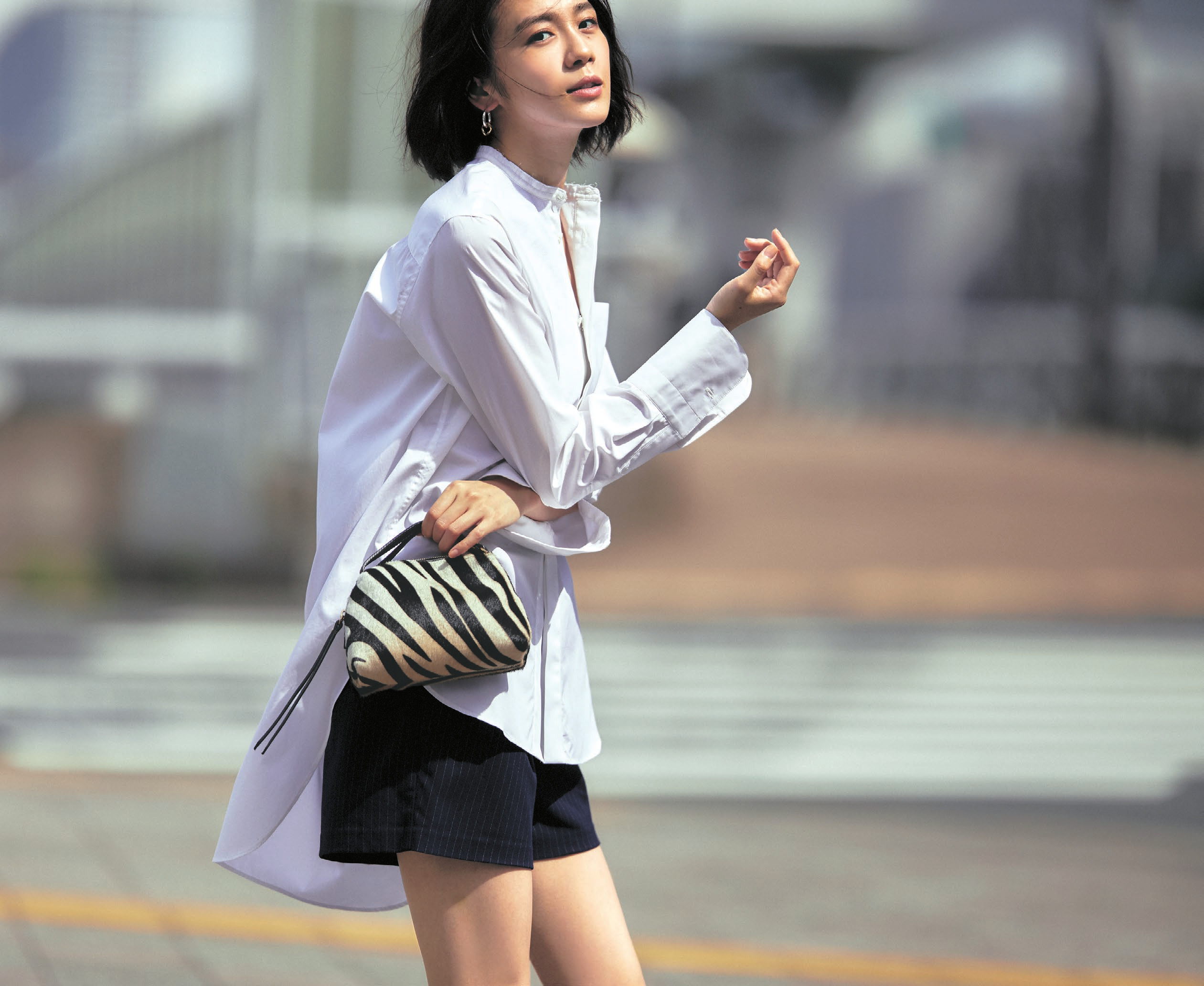 長袖デビュー 今年は ボリュームシャツ で ファッション Very ヴェリィ 公式サイト 光文社