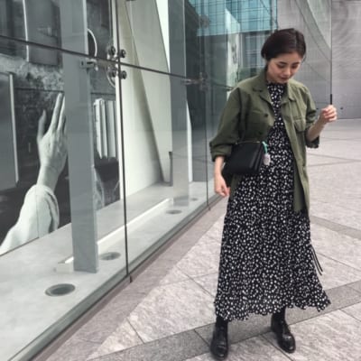 臨月のワンピースコーデ｜チームVERYのマタニティsnap