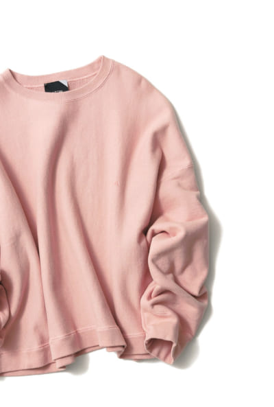 お出かけ着にもなる冬のきれいめスウェット９選