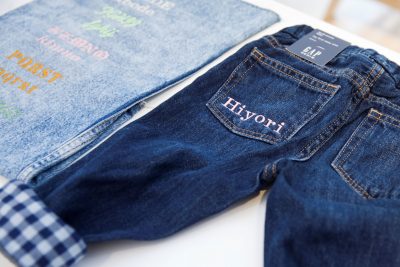 店舗限定で刺繍サービスも！「babyGap」のマイファーストデニムコレクション