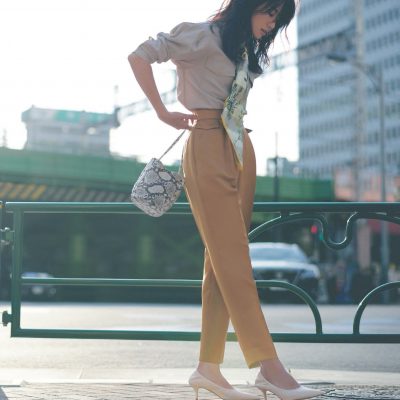 職場復帰のパンツスタイルは、ハイウェストですっきり女っぽく【明日のコーデ】