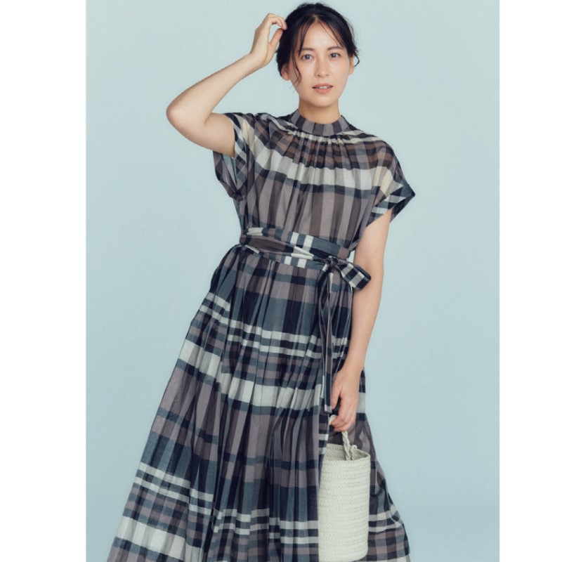 ウエストマークでラクに着痩せ！メリハリつけてきちんと感も【明日のコーデ】｜VERY