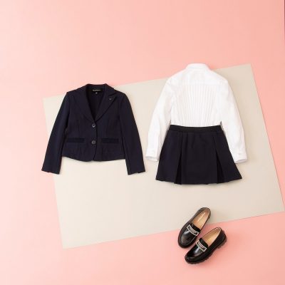 「エンポリオ アルマーニ」から子どものハンサムなセレモニー服登場！
