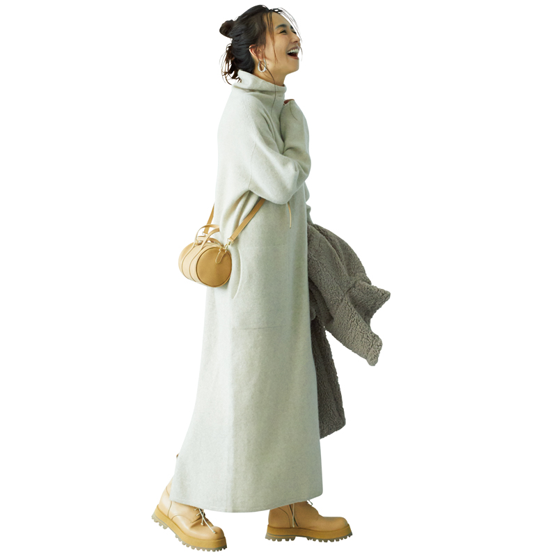 ごつめブーツは優しげベージュで さらりと着こなしを更新 明日のコーデ ファッション Very ヴェリィ 公式サイト 光文社