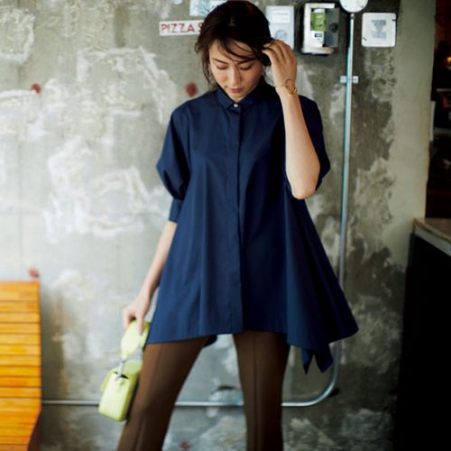 揺れる裾シルエットが女っぽい！夏のきちんと見え甘ブラウス【明日のコーデ】 | ファッション｜VERY[ヴェリィ]公式サイト｜光文社