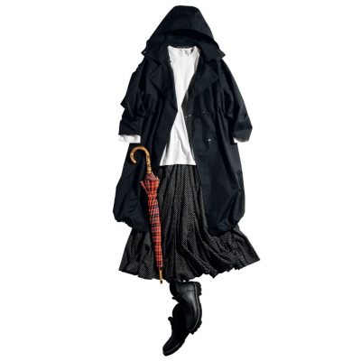 「レインブーツ」の日のキレイ見えは「モノトーン」がコツ！【明日のコーデ】