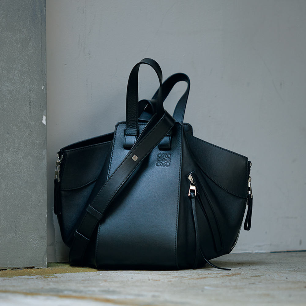 ロエベ LOEWE ハンモック ブラック ミディアム　値下げしません ロエベハンモック 2WAY see u later 2017年限定 黒 レディース