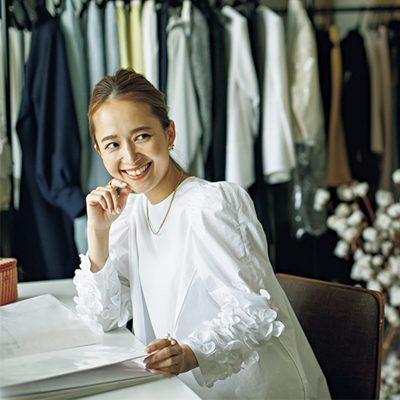 甘口カジュアルが大人気！yori外村久美子さん自宅のクローゼットを拝見！
