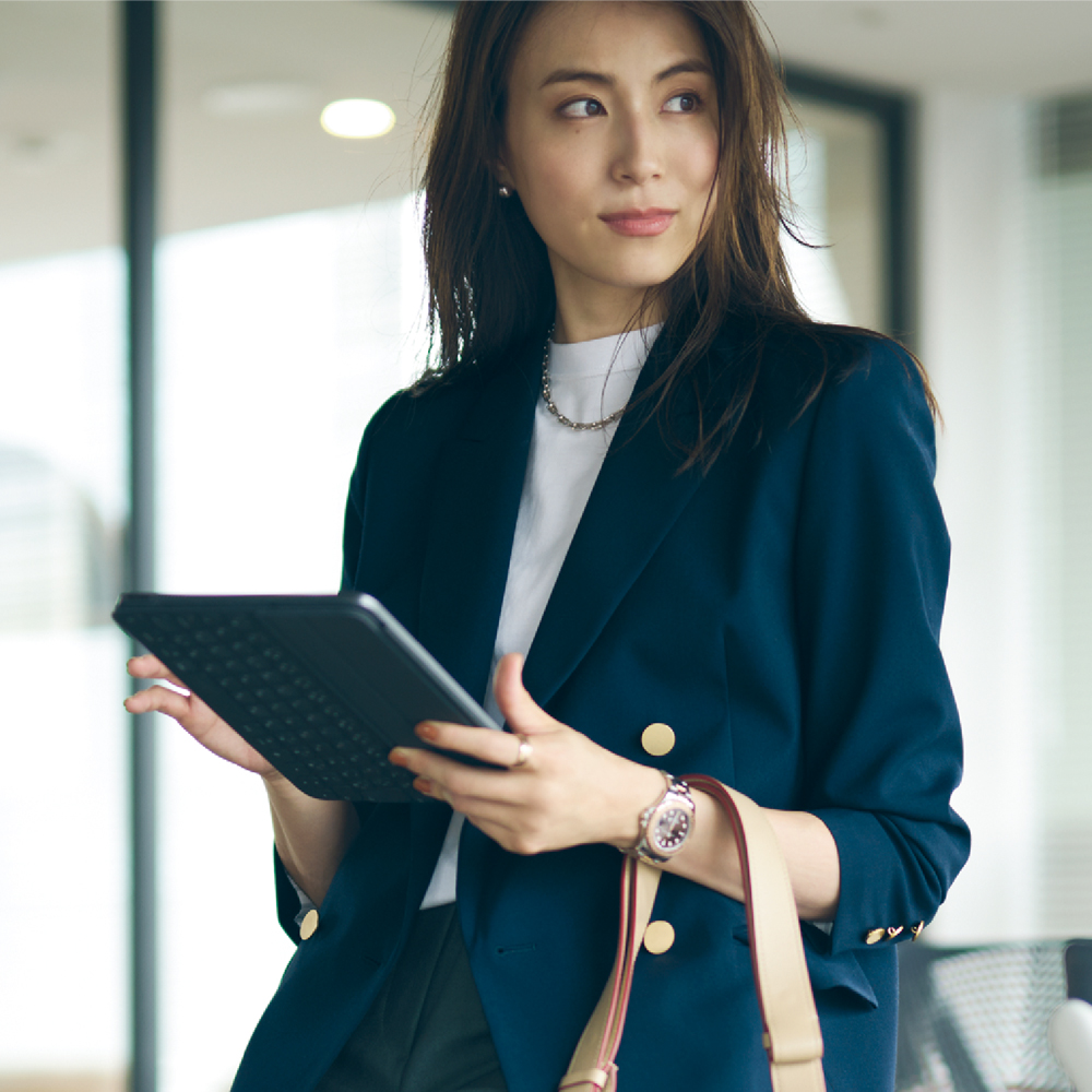 元AD・笹川友里さん「裏方の日はジャケットベースのおしゃれを楽しむ