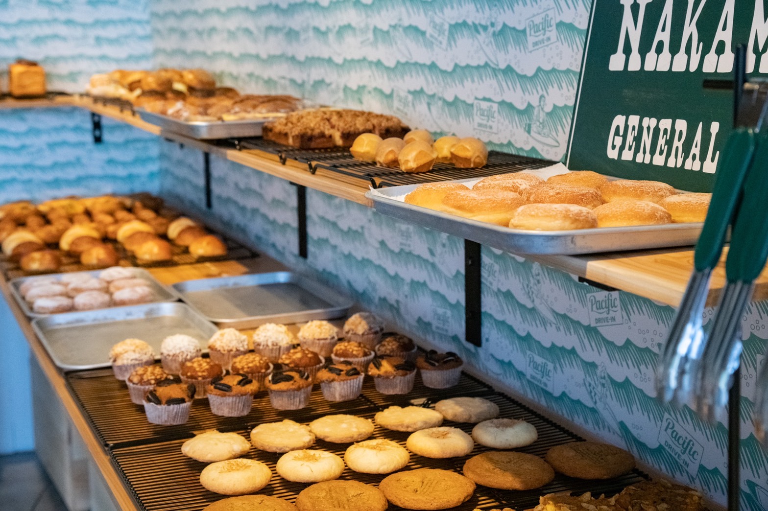 七里ヶ浜散策には地元民にも大人気の“Pacific BAKERY”へ♡ | VERY
