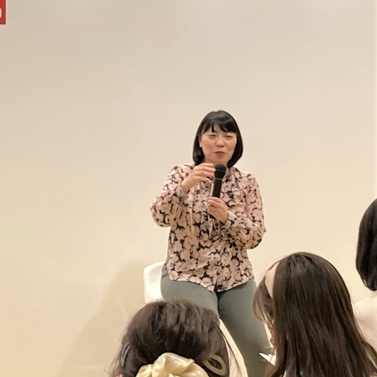 思春期の女の子の体と心にどう寄り添う 変化をポジティブに伝えて 子育て Very ヴェリィ 公式サイト 光文社 思春期の女の子の体と心にどう寄り添う 変化をポジティブに伝えて 子育て Very ヴェリィ 公式サイト 光文社