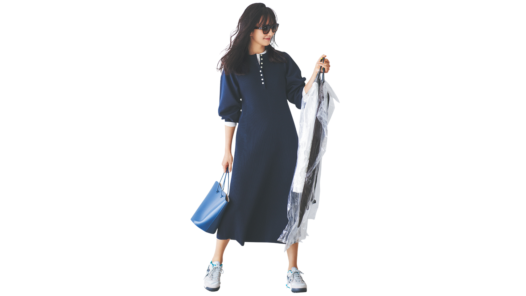 ニットワンピ は黒か紺のキレイめが使える 新鮮なデザインって ファッション Very ヴェリィ 公式サイト 光文社