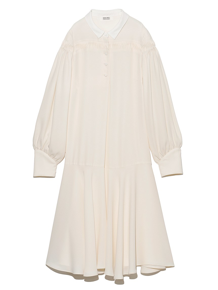 お宮参りにおすすめの母親(ママ)服。CELFORD(セルフォード)のタックディテールAラインワンピース¥29,700