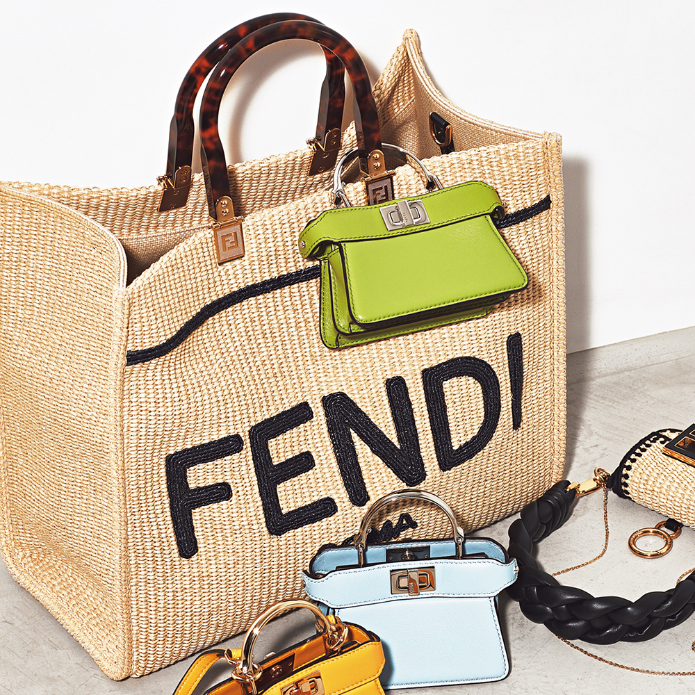 2022_08_P074-075_FENDI_d000ec.jpg