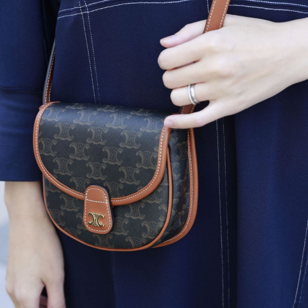 きれいめ派ママは【セリーヌ】は「トリオンフ キャンバス」に夢中！ | VERY