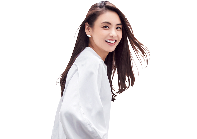 ADORE　アドーア　長袖　ブラウス　38　滝沢眞規子　VERY 卒業式　卒園式 2024_03_P33-37_d1.jpg