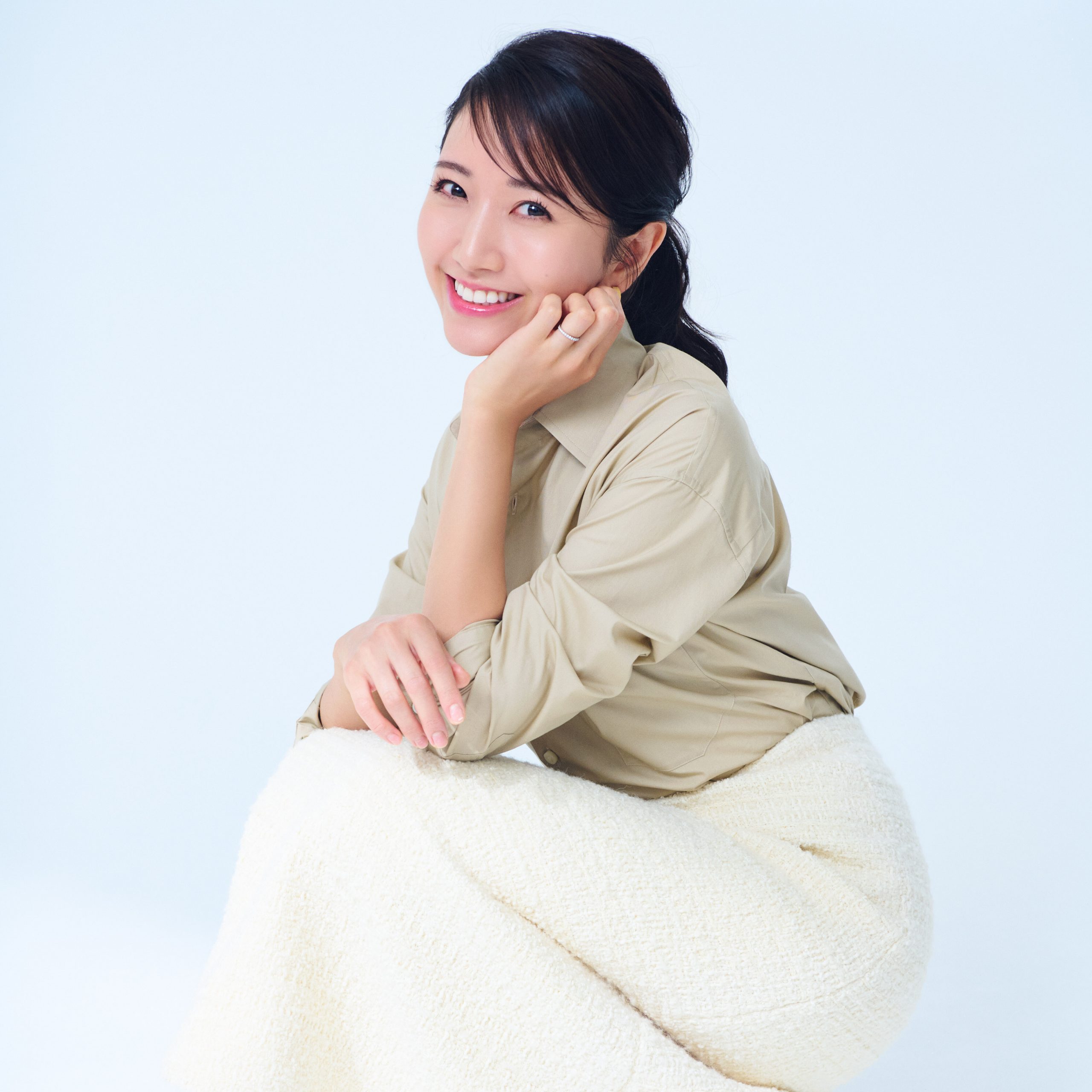 三田 友梨 佳 旦那