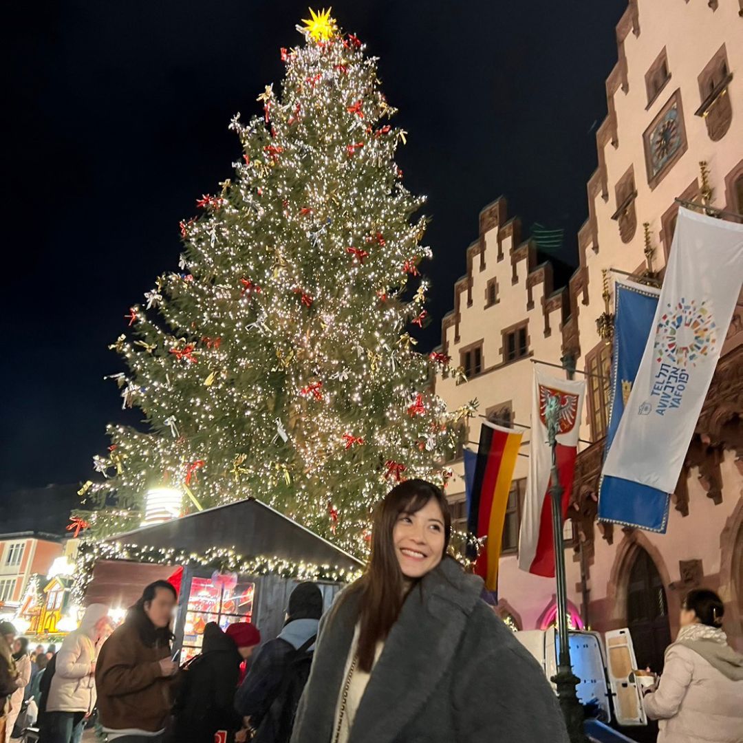 佐藤ありささん「冬いちばんの楽しみはクリスマスマーケット」 | VERY