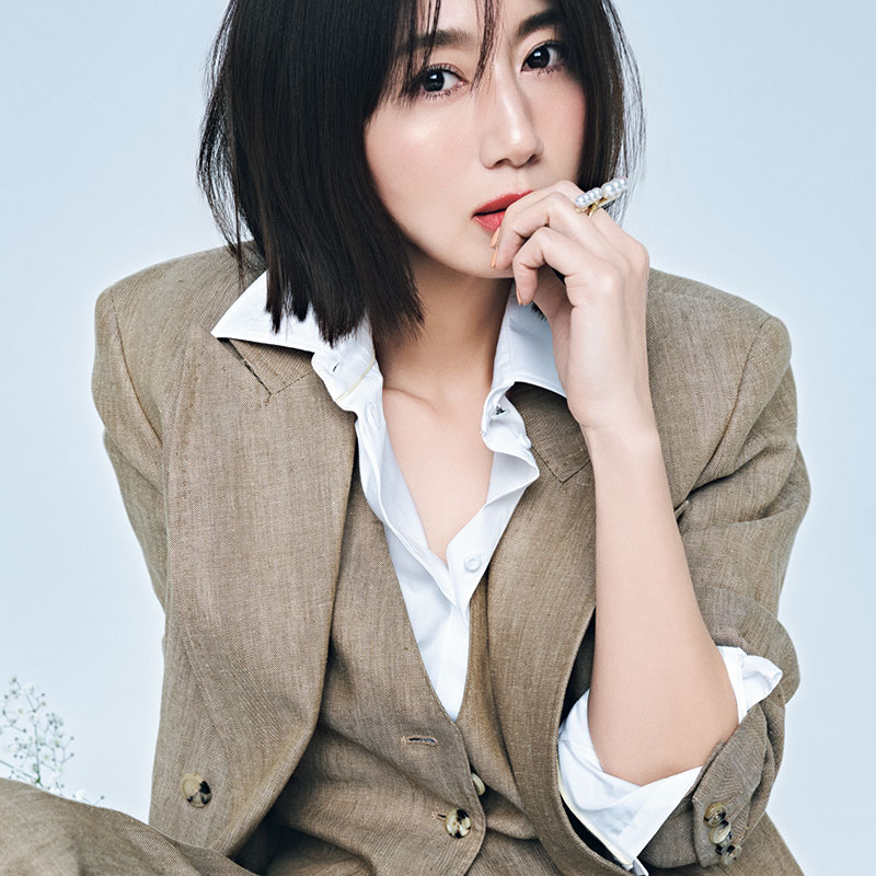 定価12万円エブール　ロンハーマン別注ダウン 36 VERY東原亜希 東原亜希さん「電車で送迎するようになってジャケットを着る機会