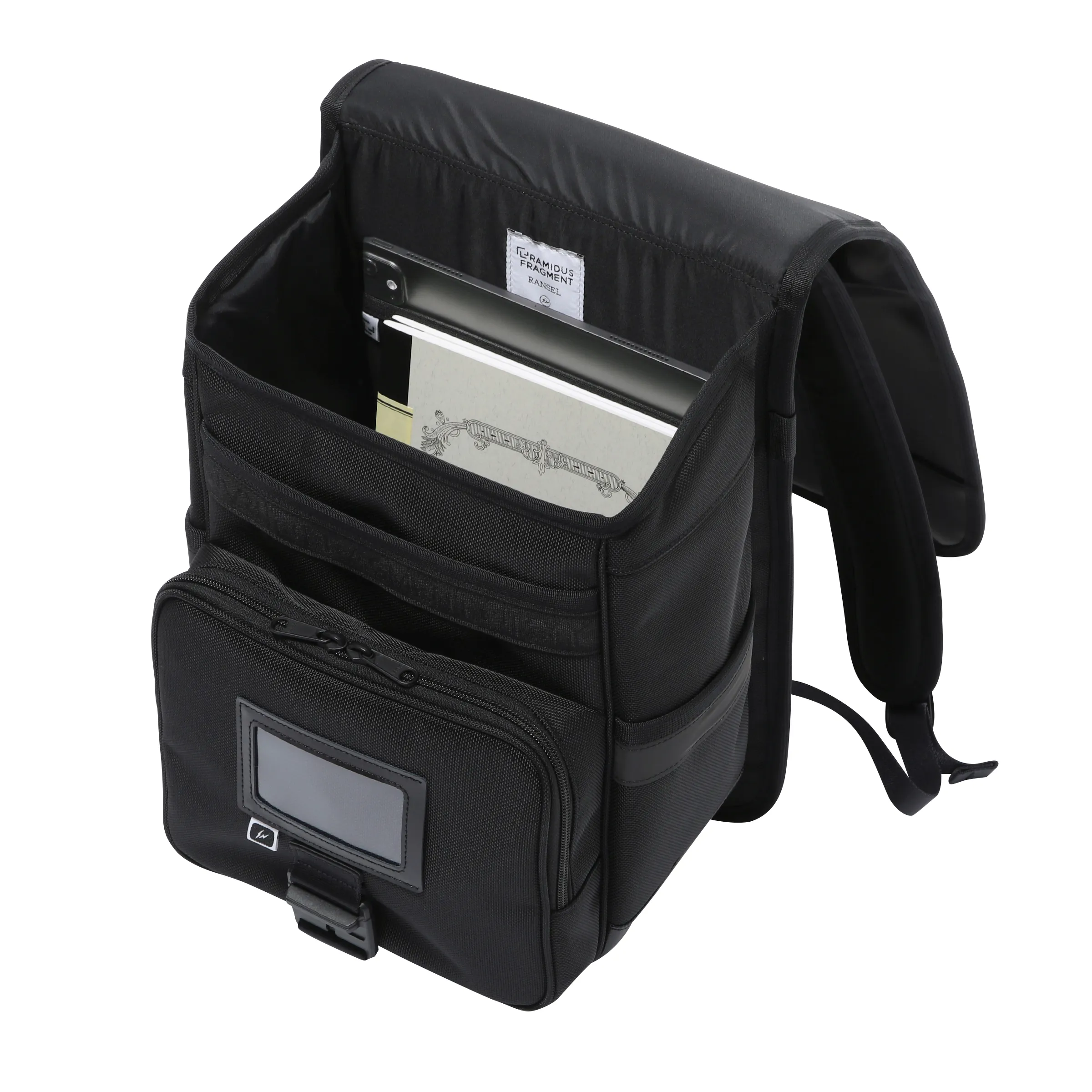 「RANSEL（ランセル）」の内面