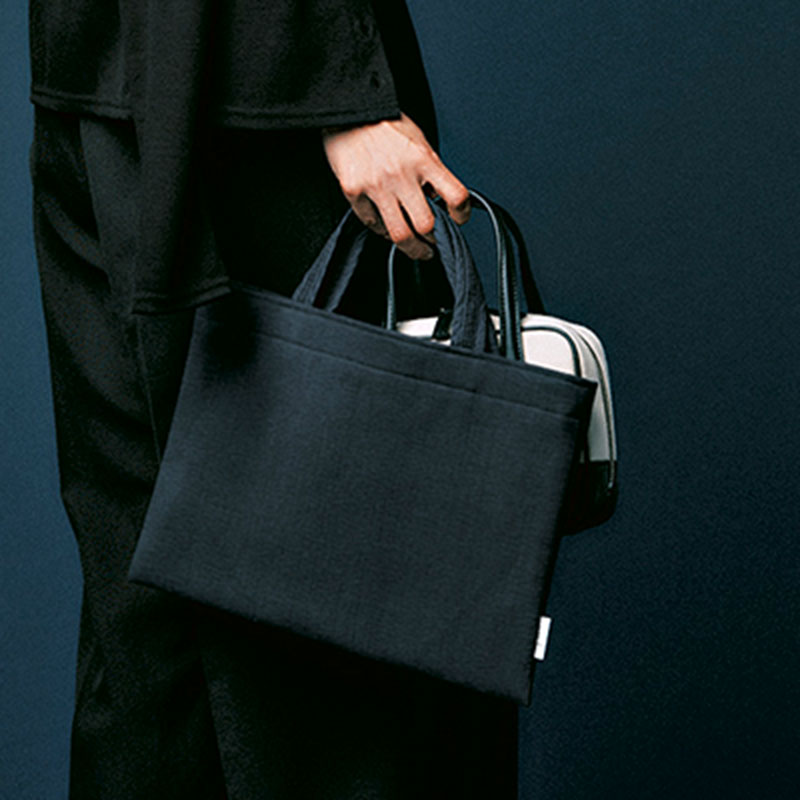 VERY掲載　ピオヌンナル お洒落ママが続々イロチ買い！サブバッグの定番【ピオヌンナル】の魅力