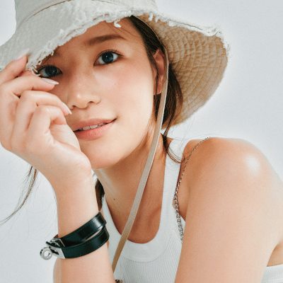 キャップ・ハットの日のヘアアレンジ見本帳 ペタンコ回避術も！