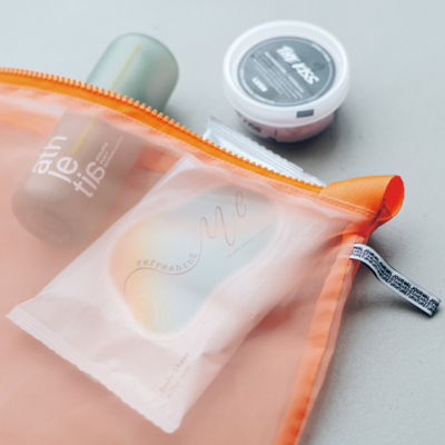 気になるニオイは“瞬間オフ”が大人のエチケット！【持ち歩きニオイケア３選】