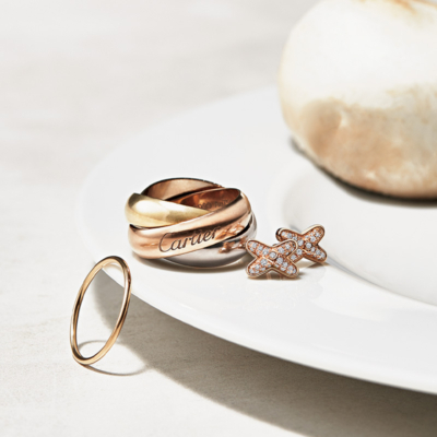 カルティエの『トリニティリング』は家族の象徴！VERYスタッフの節目ジュエリー3選