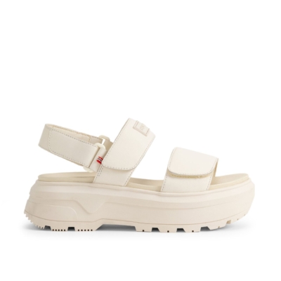 Tevaにもあった！キレイめ派の白・ベージュ系【上品スポサン】４選