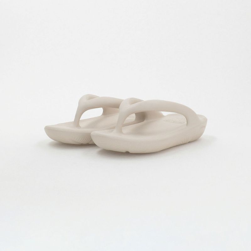 トー&トーのZEROVITY OG FLIP FLOP NATURAL