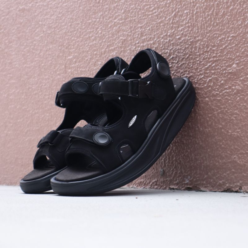 MBTの KISUMU CLASSIC BLACK 