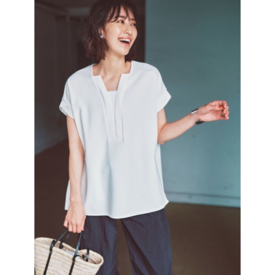 【夏の保護者会】Tシャツ感覚の上品トップスならきちんと感も叶う！