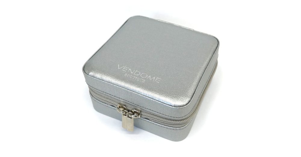 2025/07/vendome_Feuilles_VERY_present_jewelry_box.jpg