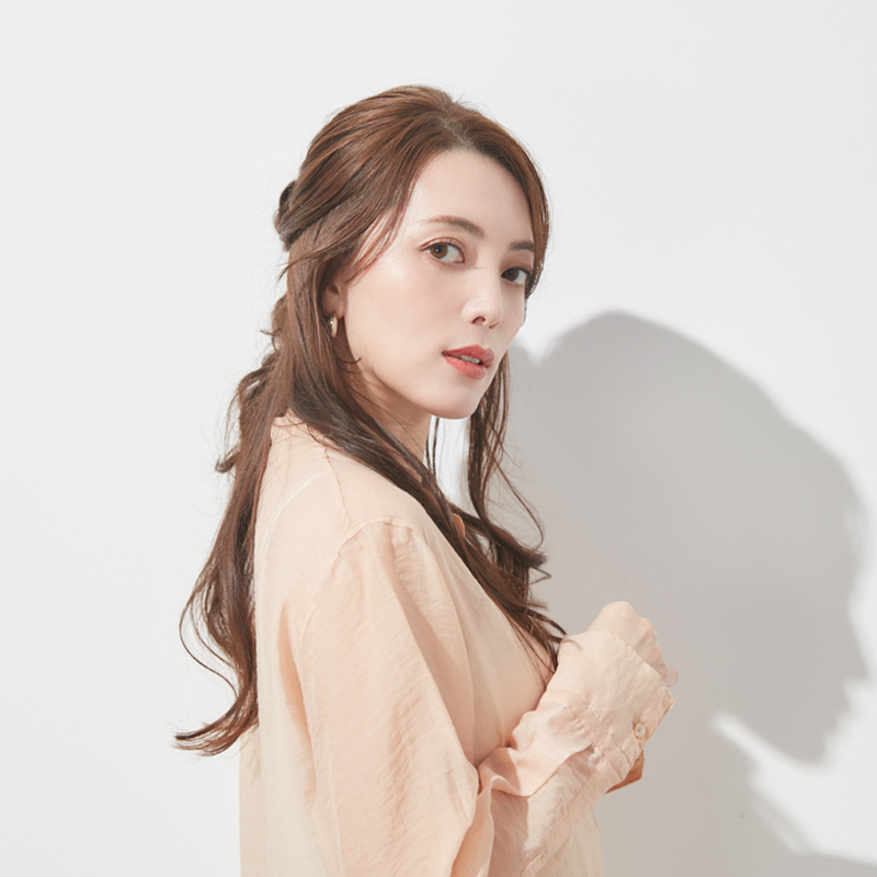 ヘアクリップアレンジ横顔