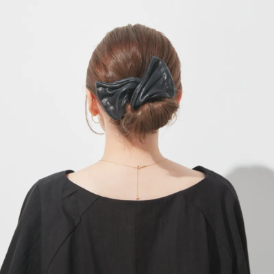 【簡単まとめ髪】ねじるだけで可愛い！「デフトバン」は30代、40代にもおすすめ