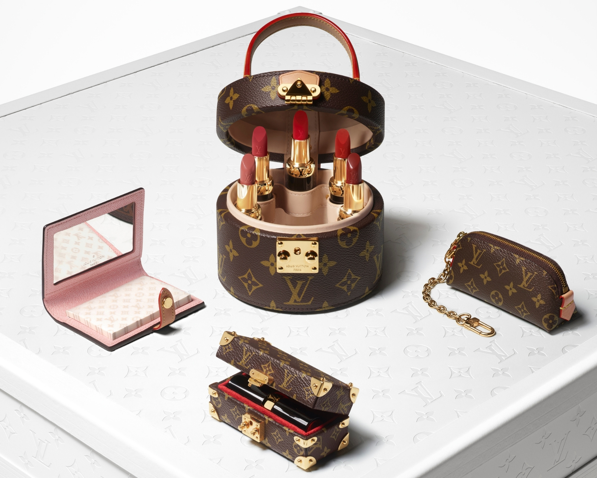 2025/08/250829_Na_LouisVuitton_main.jpg