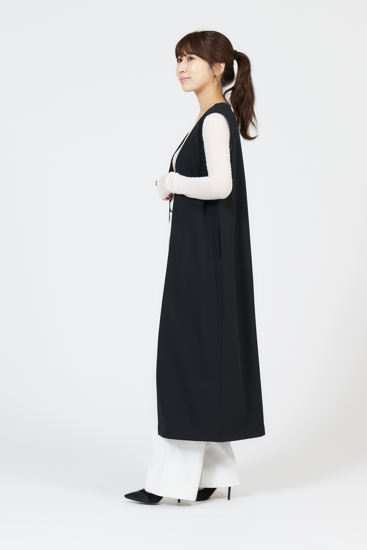 クラウドチームVERY天井真美のジップワンピースの秋コーデ
