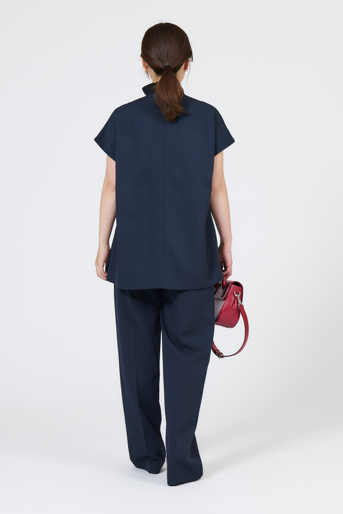 新規投稿を追加 【神コスパ】ジレ、ワンピ...「重ね着できる服」は今買って秋まで着られる！ · 投稿 ⌘K 下書き保存 公開 【神コスパ】ジレ、ワンピ...「重ね着できる服」は今買って秋まで着られる！ 上に移動下に移動パネルを切り替え: コンテンツブロック コンテンツ 1 テキストのみ テキスト メディアを追加ビジュアルテキスト スタイル p 2 囲みテキスト 見出し こちらの記事も読まれています テキスト メディアを追加ビジュアルテキスト p » a 枠色 色を選択 3 見出し大 見出し大 ワンピースとして１枚でも 羽織りのジレとして重ね着してもOKな 「ジップワンピース」 表示スタイル 下線あり 枠色指定 色指定 当月カラー 4 画像ギャラリー 画像 クラウドチームVERY長谷川侑奈のジップワンピースの夏コーデ クラウドチームVERY長谷川侑奈のジップワンピースの夏コーデ クラウドチームVERY長谷川侑奈のジップワンピースの夏コーデ Emma Taylor]ライトダンボールフロントジップワンピース ギャラリーを追加 一括操作 閉じる更新 サムネイル サムネイルを表示する 説明 ビジュアルテキスト p 5 テキストのみ テキスト メディアを追加ビジュアルテキスト スタイル p 6 画像ギャラリー 画像 クラウドチームVERY長谷川侑奈のジップワンピースの秋コーデ クラウドチームVERY長谷川侑奈のジップワンピースの秋コーデ クラウドチームVERY長谷川侑奈のジップワンピースの秋コーデ Emma Taylor]ライトダンボールフロントジップワンピース ギャラリーを追加 一括操作 閉じる更新 サムネイル サムネイルを表示する 説明 ビジュアルテキスト 7 テキストのみ テキスト メディアを追加ビジュアルテキスト スタイル p 8 画像ギャラリー 画像 クラウドチームVERY天井真美のジップワンピースの夏コーデ クラウドチームVERY天井真美のジップワンピースの夏コーデ クラウドチームVERY天井真美のジップワンピースの夏コーデ Emma Taylor]ライトダンボールフロントジップワンピース ギャラリーを追加 一括操作 閉じる更新 サムネイル サムネイルを表示する 説明 ビジュアルテキスト 9 テキストのみ テキスト メディアを追加ビジュアルテキスト スタイル p 10 画像ギャラリー 画像 クラウドチームVERY天井真美のジップワンピースの秋コーデ クラウドチームVERY天井真美のジップワンピースの秋コーデ クラウドチームVERY天井真美のジップワンピースの秋コーデ Emma Taylor]ライトダンボールフロントジップワンピース ギャラリーを追加 一括操作 閉じる更新 サムネイル サムネイルを表示する 説明 ビジュアルテキスト 11 テキストのみ テキスト メディアを追加ビジュアルテキスト スタイル p 12 見出し大 見出し大 園や学校行事……etc. 着るだけで好印象が手に入る 「ジレ＆ワイドパンツ」 表示スタイル 下線あり 枠色指定 色指定 当月カラー 13 画像ギャラリー 画像 クラウドチームVERY長谷川侑奈のジレセットアップの夏コーデ クラウドチームVERY長谷川侑奈のジレセットアップの夏コーデ クラウドチームVERY長谷川侑奈のジレセットアップの夏コーデ [Emma Taylor]リネンライクフラップポケットジレ ギャラリーを追加 一括操作 閉じる更新 サムネイル サムネイルを表示する 説明 ビジュアルテキスト 14 テキストのみ テキスト メディアを追加ビジュアルテキスト スタイル p 15 画像ギャラリー 画像 ギャラリーを追加 一括操作 閉じる更新 サムネイル サムネイルを表示する 説明 ビジュアルテキスト 行を追加 上に移動下に移動パネルを切り替え: 全共通フィールド 追加ヘッダ 上に移動下に移動パネルを切り替え: Yoast SEO SEO ソーシャル 検索での見え方 投稿が検索結果にどのように表示されるかを決定します。 プレビュー: モバイルの結果デスクトップの結果 URL のプレビュー: VERY［ヴェリィ］ veryweb.jp SEO タイトルのプレビュー: 【神コスパ】ジレ、ワンピ...「重ね着できる服」は今買って秋まで着られる！ ... メタディスクリプションのプレビュー: 8月 11, 2025 － 以下のスニペットを編集して、メタディスクリプションを設定してください。設定しない場合、Google の検索結果で投稿の関連部分が表示されます。 SEO タイトル AIを活用 変数を挿入 タイトル 区切り VERY スラッグ 【神コスパ】ジレ、ワンピ-「重ね着できる服」 メタディスクリプション AIを活用 変数を挿入 内部リンクの提案 Premium 上に移動下に移動パネルを切り替え: 外部配信（楽転即） 配信先共通LINE NEWSSmartNewsGunosySNS自動投稿 配信先設定 記事を配信しない場合は、下書きを選択してください。 記事を配信する場合は、公開を選択してください。 配信した記事を非公開・削除する場合は、非公開・削除を選択してください。 非公開・削除に設定した場合、記事公開後に変更することはできません。 Google News、標準RSS2.0、毎日新聞はRSSでの記事の非公開・削除に対応していません。 LINE NEWS 公開 SmartNews 公開 Gunosy 公開 投稿 ブロック 【神コスパ】ジレ、ワンピ...「重ね着できる服」は今買って秋まで着られる！ アイキャッチ画像を設定 抜粋を追加 ... 最終編集1分前。 ステータス 下書き 公開 今すぐ リンク /神コスパジレワンピ-重ね着できる服は今買って秋まで着られる リビジョン 7 外部確認を許可する プレビュー URL https://veryweb.jp/?p=866940&preview=1&_ppp=ee4408554f コピーしてシェアする プレビュー URL↗. ゴミ箱へ移動 WP Revisions Control 残すリビジョンの数: 空にするとすべてのリビジョンを残します。 カテゴリー カテゴリーを検索 検索 未分類 ファッション 靴 バッグ ジュエリー 時計 洋服 コスパブランド 行事・オケージョン SNAP マタニティ ビューティー メイク スキンケア ヘア ボディ インナーケア 子育て VERY児童館 子連れスポット 出産・内祝い 子ども服 グッズ 子ども行事 教育 リアルママ ライフスタイル レシピ インテリア アウトドア 旅行 家事 手土産・ギフト お金 家電 読み物・インタビュー 連載 インタビュー VERYアカデミー VERYモデル リカレント 読み物 あおきさん占い。 VERY STORE タグ 新規タグを追加 スナップ（SNAP） (1/7)スナップ（SNAP） kokode (2/7)kokode VERY STORE (3/7)VERY STORE レイヤードスタイル (4/7)レイヤードスタイル 重ね着 (5/7)重ね着 クラウドチームVERY (6/7)クラウドチームVERY スリースクエア（THREE SQUARE） (7/7)スリースクエア（THREE SQUARE） 半角コンマまたはエンターキーで区切ります。 よく使うもの 防水アウトドアコーデGジャンPVCイエローブルーピンク雨の日コーデ運動会コーデグリーン 上に移動下に移動パネルを切り替え: 提携メディアへの記事提供について 外部メディア（ロカリ/TRILL/antenna/カメリオ/Yahoo）との基本連携 連携用のRSSを配信しない ※ 特別な事情により、公式サイト内の公開に限定する場合のみ、チェックを入れてください Yahoo!RSS用連携する 連携する 連携しない ※「連携する」の場合、Yahoo!RSSとしてMagacolに連携します。 上に移動下に移動パネルを切り替え: 記事共通（フラグ系） PRチェック このページに「PR」のラベルを貼る リダイレクトチェック 他のページへリダイレクトする What's Newに表示しない このページは「What's New」に表示しない 1カラムで表示 このページは1カラムで表示する ブランクページで表示 このページはブランクページ（ヘッダ/フッタ/サイドカラムなし）で表示する 公開パネルを開く 投稿 通知リンクを挿入しました。ファイルを選択ファイルを選択ファイルを選択 見つかりませんでした。 ファイルを選択 見つかりませんでした。 ファイルを選択 ダイアログを閉じる ギャラリーに画像を追加 ファイルをアップロードメディアライブラリ 詳細を展開 メディアを絞り込むタイプで絞り込む すべてのメディア 日付で絞り込む すべての日付 メディアを検索 メディア一覧 83件 (255010件中) のメディア項目を表示中 さらに読み込む 添付ファイルの詳細 保存しました。 YunaHasegawa_6433-veryweb.jpg 2025年8月12日 769 KB 1200 x 1798 ピクセル 画像を編集 完全に削除する 代替テキスト クラウドチームVERY長谷川侑奈のジレセットアップの秋コーデ 画像の目的を説明する方法について、詳しくはこちらをご覧ください(新しいタブで開く)。装飾のみが目的の画像であれば、空欄にしてください。タイトル YunaHasegawa_6433-veryweb キャプション 説明 ファイルの URL: https://image.veryweb.jp/wp-content/uploads/2025/08/YunaHasegawa_6433-veryweb.jpg URL をクリップボードにコピー ※ が付いている欄は必須項目です 画像所有者名（外部配信用） 画像所有者URL（外部配信用） 選択されたメディアアクション選択 選択されていません