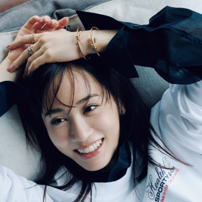 【ティファニー】Tスマイル、ノット…普段着に映える“キャッチー”なジュエリー3選