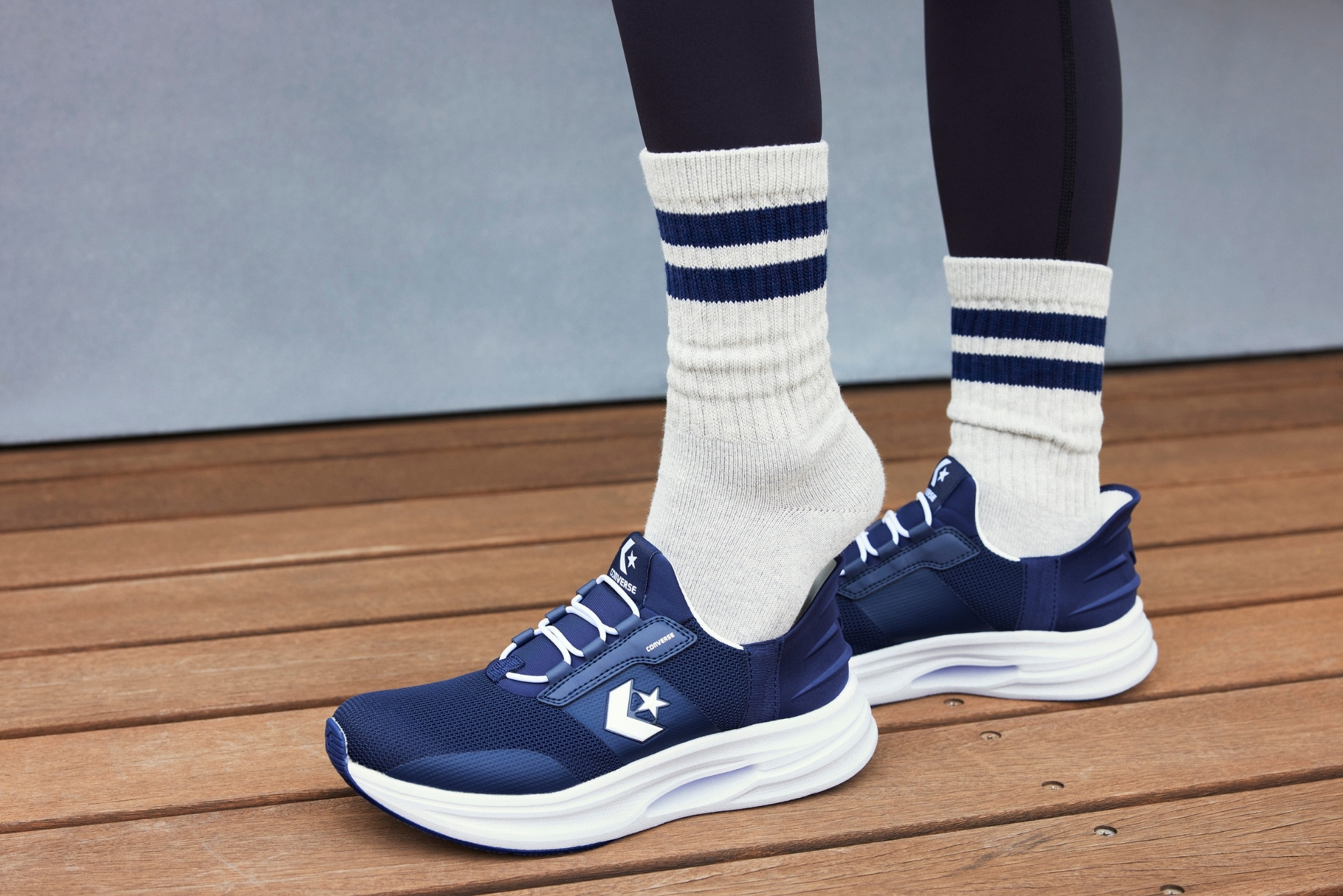 2025/09/250919_VE_Converse_04.jpg