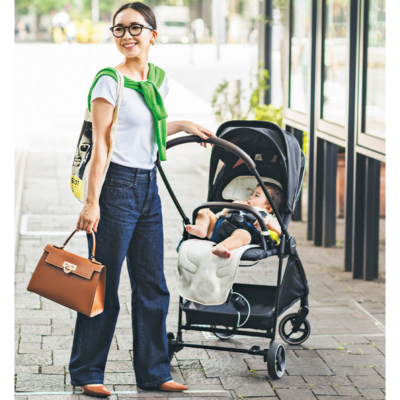 【ユニクロも】“デニムでキレイめ”ママをSNAP！着こなしのコツは？