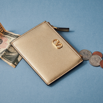 “ミニ財布”よりコンパクト！小バッグ派に「フラグメントケース」が人気