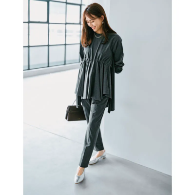 洋装派のお宮参りに【セットアップ】！アシメデザインは産後の体形カバーにも