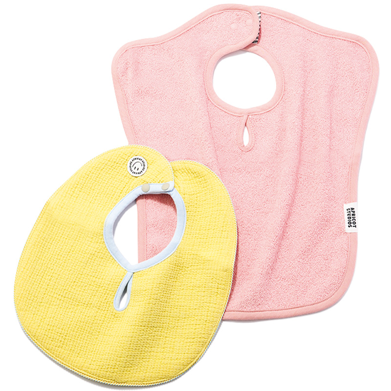 ApricotStudiosよだれかけ