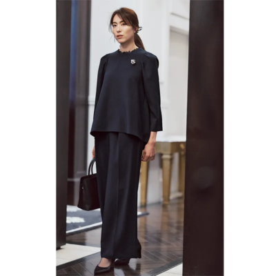 【お宮参り】のキレイめセットアップはワイドパンツが新鮮！ゆるシルエットで体形カバーも