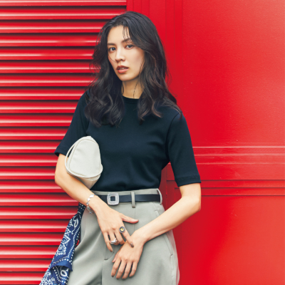 NaVYコラボTが完成！今スグ着られる、初秋の“濃紺リブT”