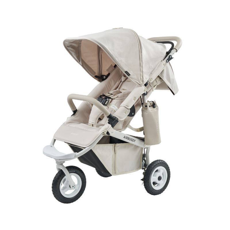 AIRBUGGY COCO PREMIERフロムバースが置かれている画像