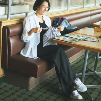 【運動会】のキレイめスポーティは白×黒のモノトーンが大人っぽい！