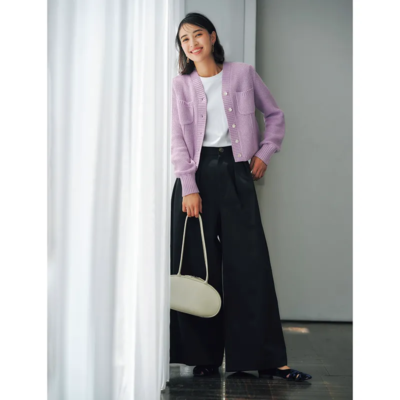 ジャケット感覚の【ニットカーデ】が使える！鋭角なVネックで洗練見えも