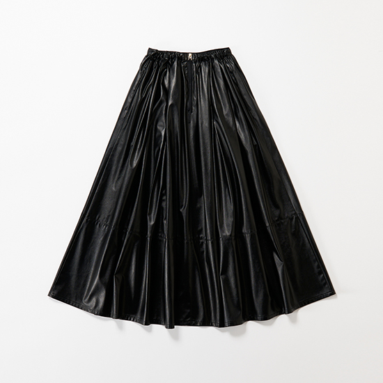 【THREE SQUARE】 フェイクレザースカート